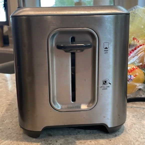 Toaster - Picture 2 of 4